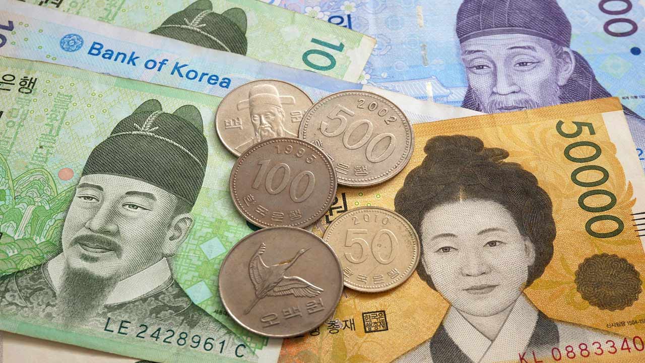 What currency is used in South Korea?